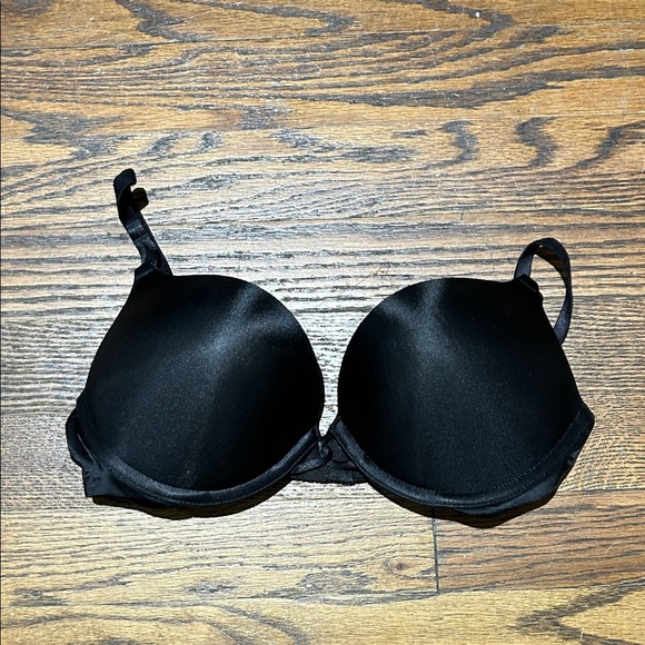 Victoria's Secret Black Bombshell (add 2 cup sizes) Full Coverage Bra - Picture 1 of 3